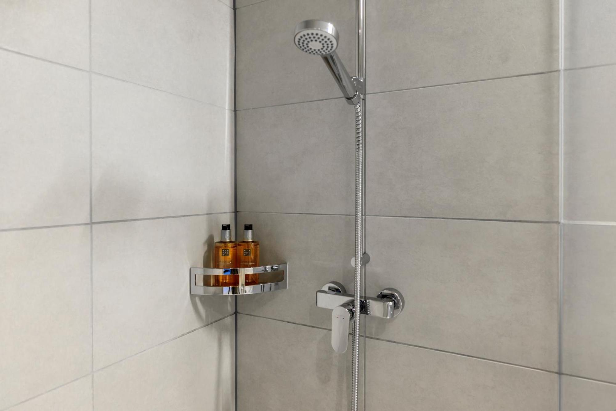 Ariv Design Hotel Zug Steinhausen エクステリア 写真